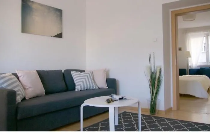 Spacious 2rooms In The Center